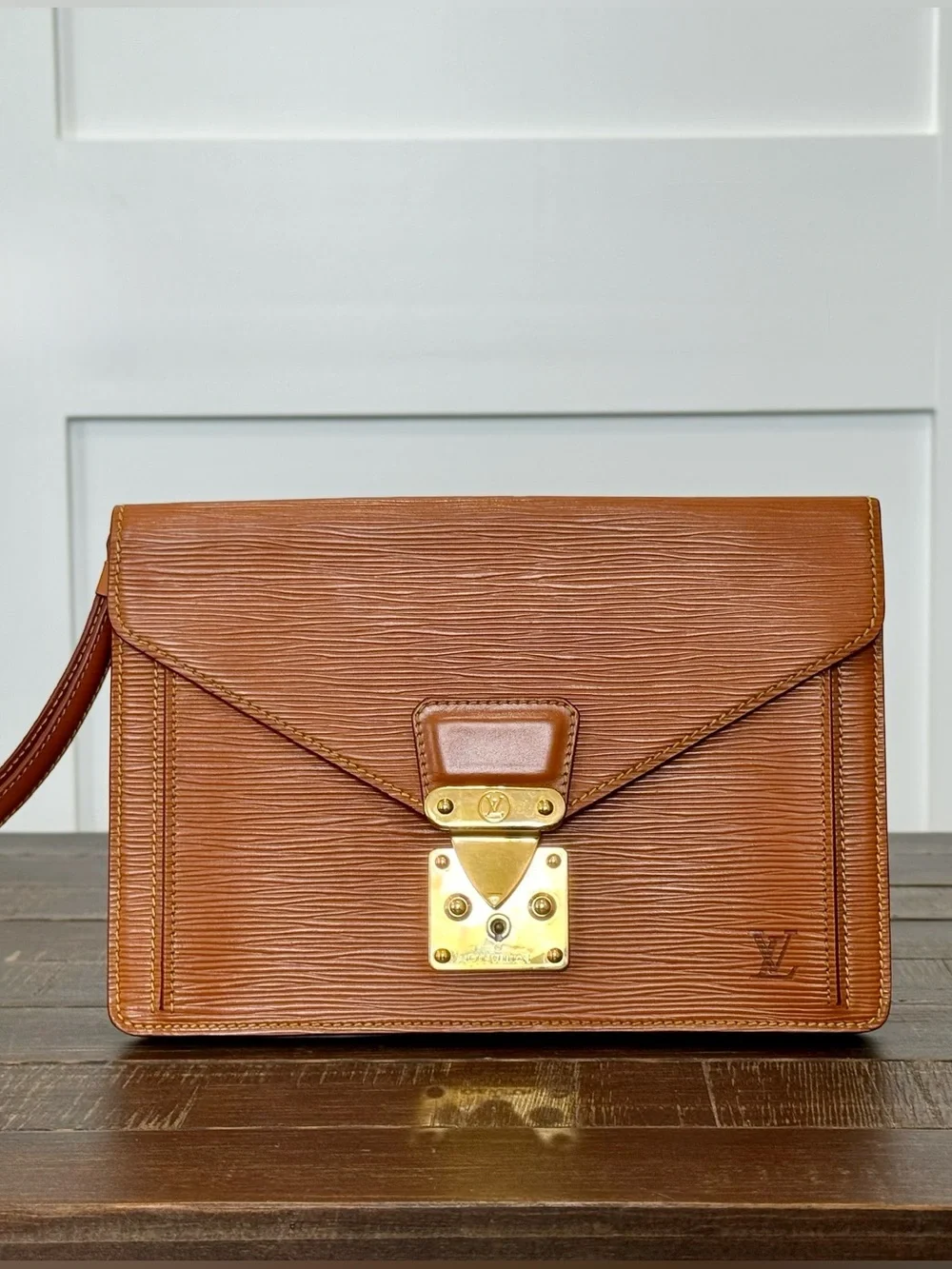 Louis Vuitton Tan Epi Leather Messenger with Gold Hardware